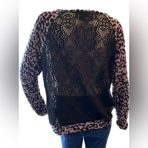 Black lacy Bach cheetah print long sleeve top